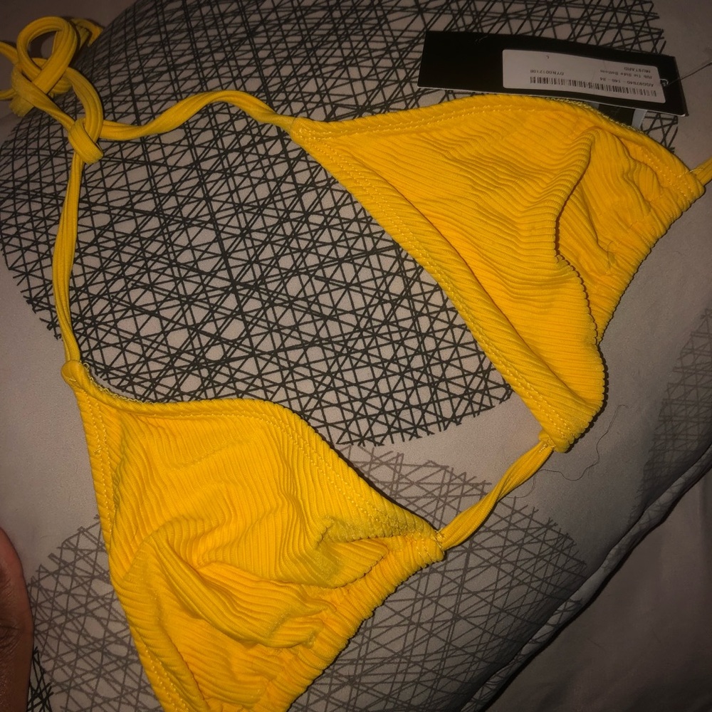 Ribbed yellow bikini top